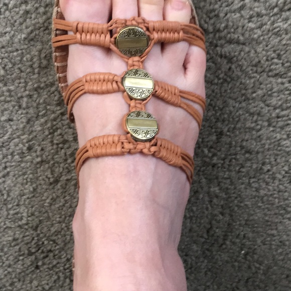 Wanted Sandals - Picture 5 of 5